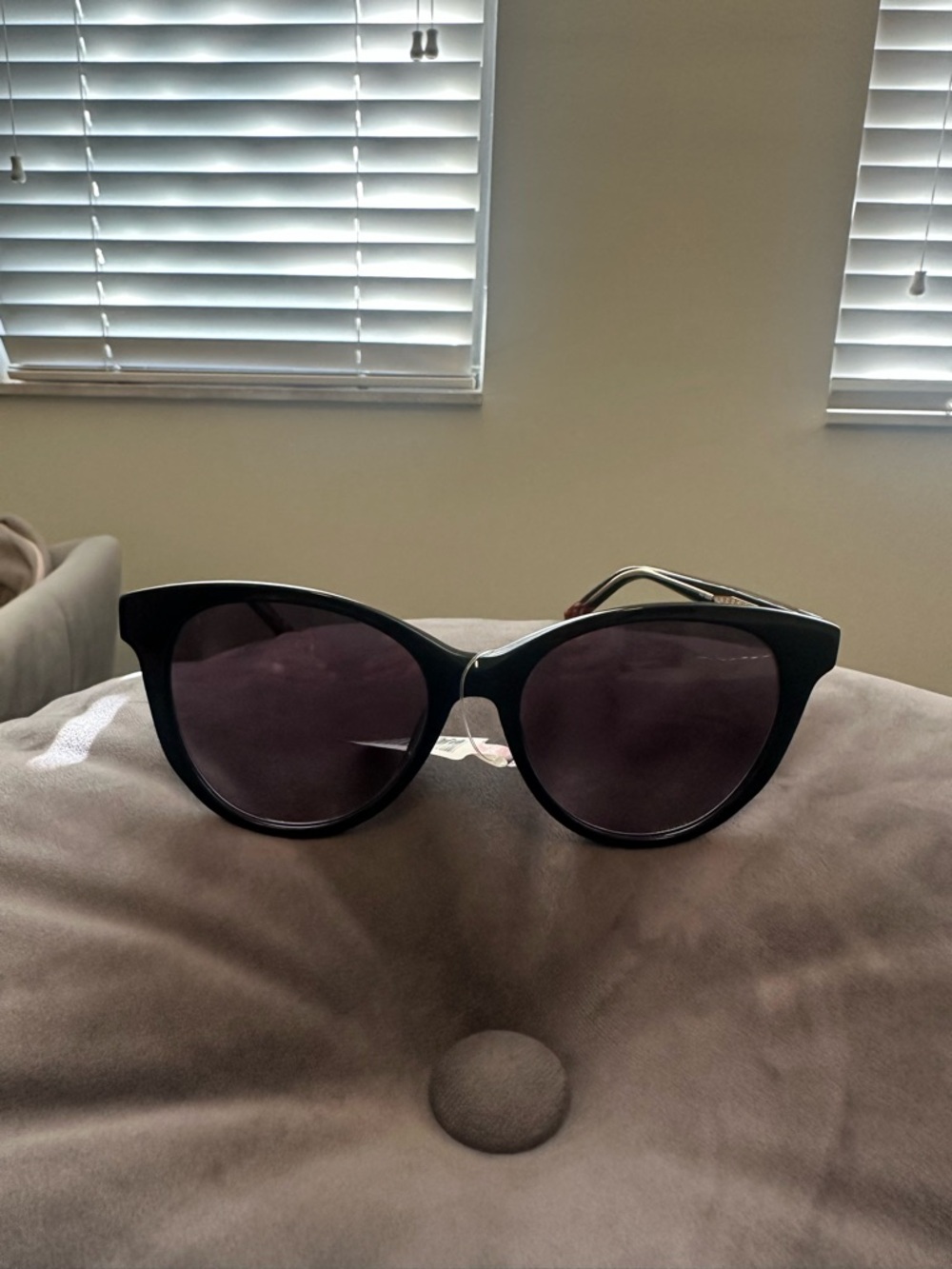 Missoni Black Cat-Eye Sunglasses with Dark Lenses